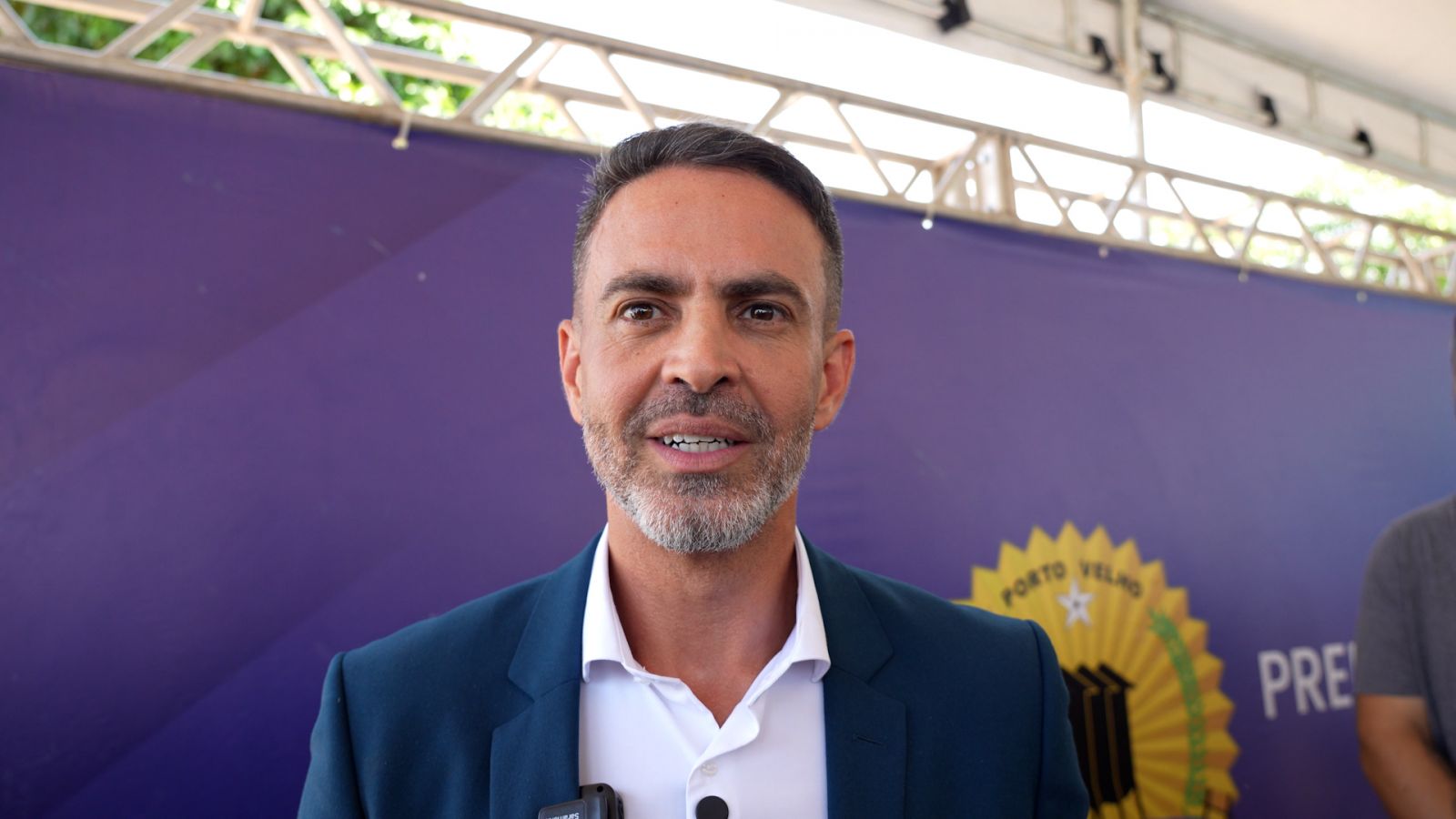 Léo Moraes destacou que a medida representa mais um avanço na política municipal de proteção às mulheres